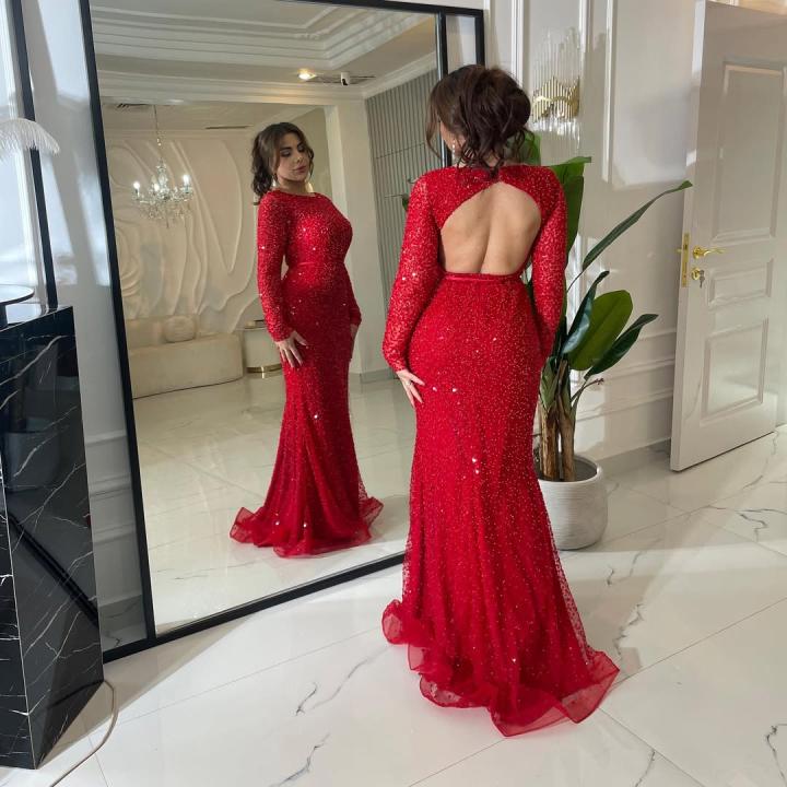 بدلة سهرة مشكوكة كاملة